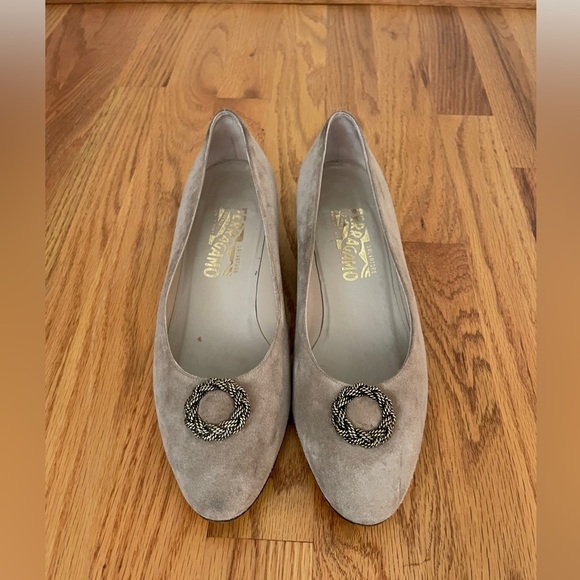 Salvatore Ferragamo Vintage Suede Low Heel Wedge Tan 9.5 - Picture 10 of 11